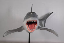 Load image into Gallery viewer, SHARK 12FT ON STAND JR 100072
