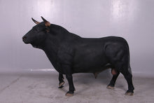 Load image into Gallery viewer, SPANISH FIGHTING BULL JR 150232

