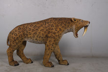 Load image into Gallery viewer, SMILODON -SABRE TOOTH CAT -JR 180148
