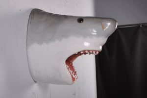 GREAT WHITE SHARK HEAD - JR 190033