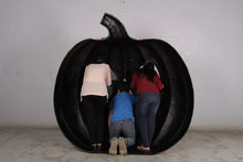 Load image into Gallery viewer, Pumpkin 6ft Photo-op - JR 190075
