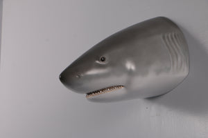 GREAT WHITE SHARK HEAD 20" - JR 190168