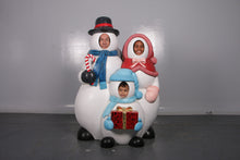 Load image into Gallery viewer, SNOWMAN FAMILY PHOTO OP JR 190148
