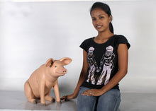Load image into Gallery viewer, PIG SITTING SMALL JR 020601
