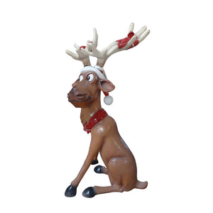 FUNNY REINDEER SITTING WITH ROPE JR S-010