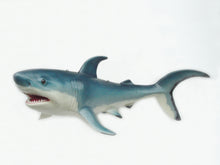 Load image into Gallery viewer, SHARK LARGE -JR 2199

