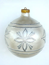 Load image into Gallery viewer, CHRISTMAS DECOR BALL JR 1193
